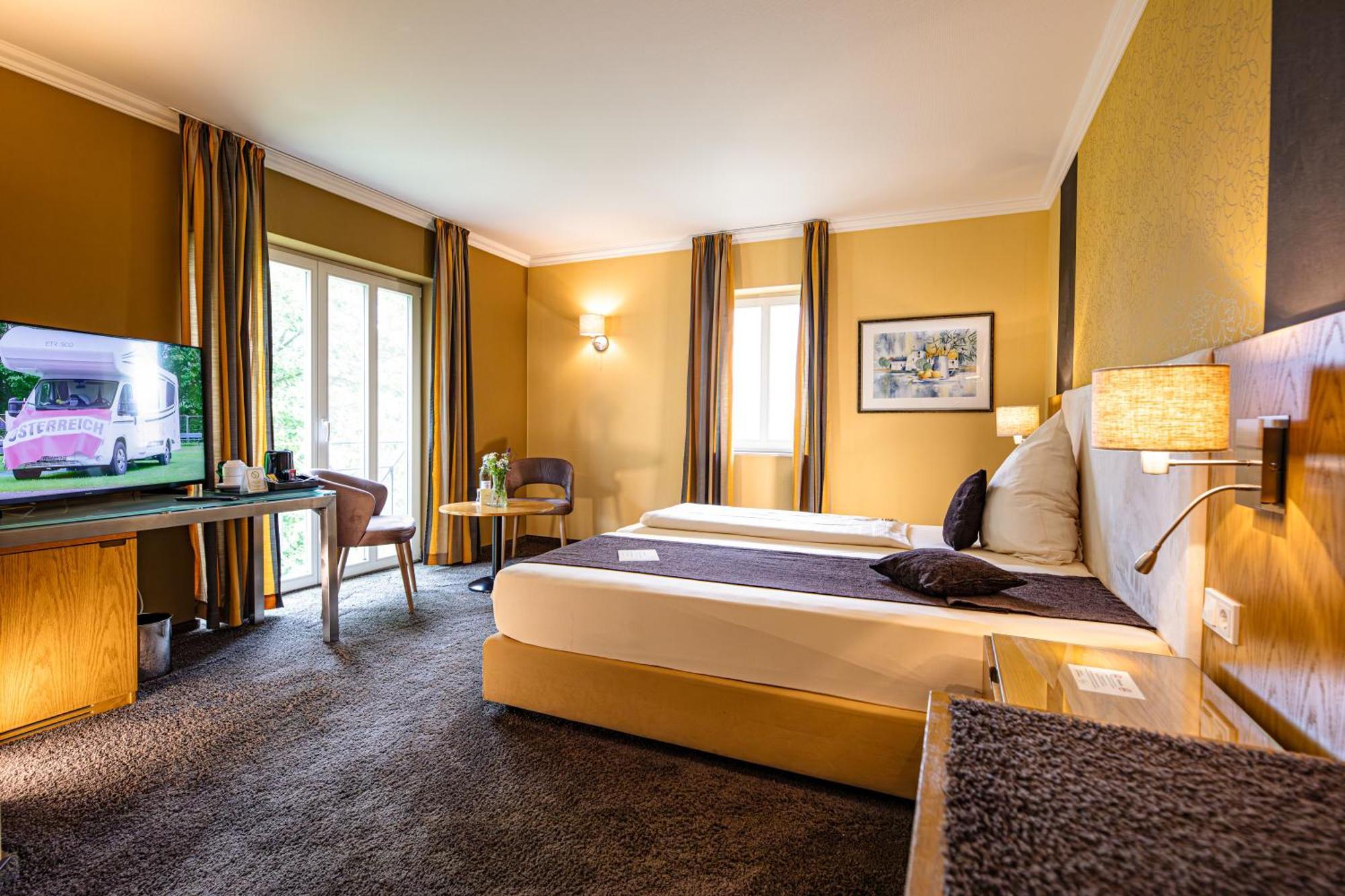 Hotel Sonnenhof Perl Exteriör bild
