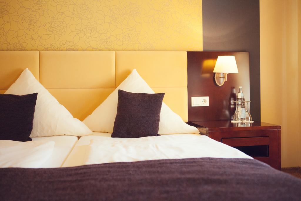 Hotel Sonnenhof Perl Exteriör bild